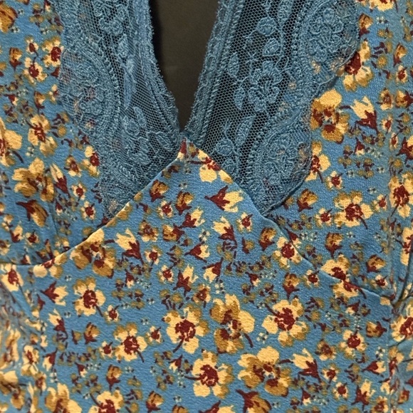 Free People "Sweet Talker" Mini Dress Women's Sz S Floral, Lace & Peekaboo Back - Picture 4 of 7